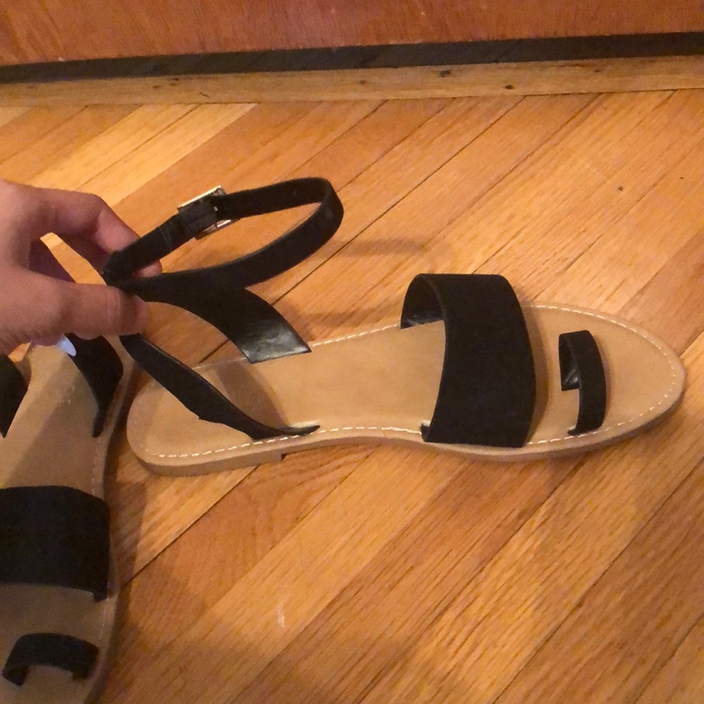 Rouge Sandals